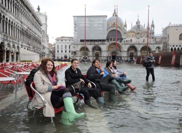 Los venecianos se rebelan contra el turismo maleducado