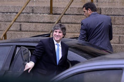 Fiscal pide enjuiciar al expresidente argentino Amado Boudou
