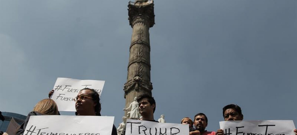 Mexicanos expresan su rechazo a reunión de Peña Nieto y Trump