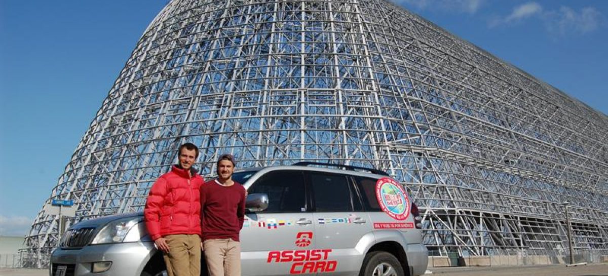 Una travesía por América en automóvil inspira a dos emprendedores argentinos