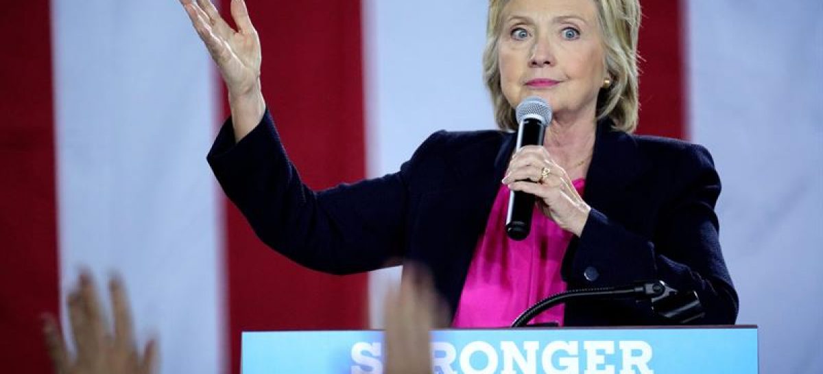 Clinton cancela viaje de campaña a California por una neumonía