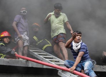 Aumentó a 31 el número de muertos en fábrica de Bangladesh