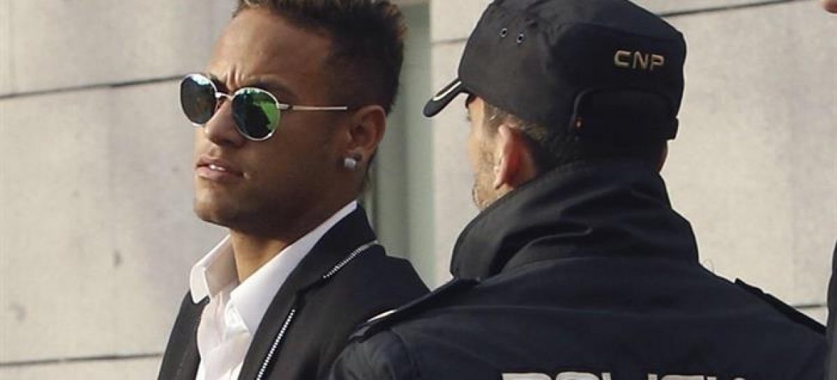 Audiencia Nacional ordena procesar a Neymar por estafa en su fichaje