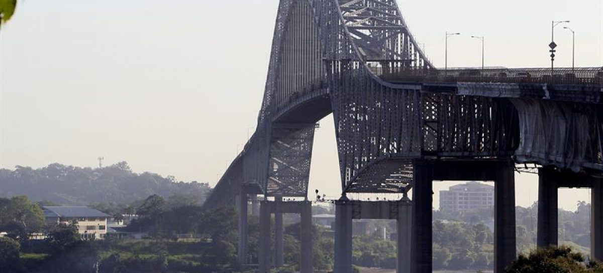Gobierno panameño publicó bases para cuarto puente sobre el Canal