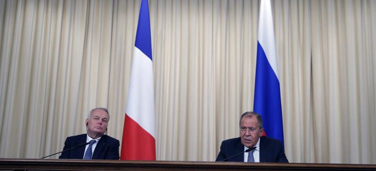 Francia urge a Rusia a poner fin a los bombardeos en Alepo