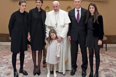El papa y Macri abordaron la pobreza argentina en encuentro «positivo»