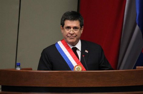 Horacio Cartes anunció tercera rebaja de combustible en Paraguay