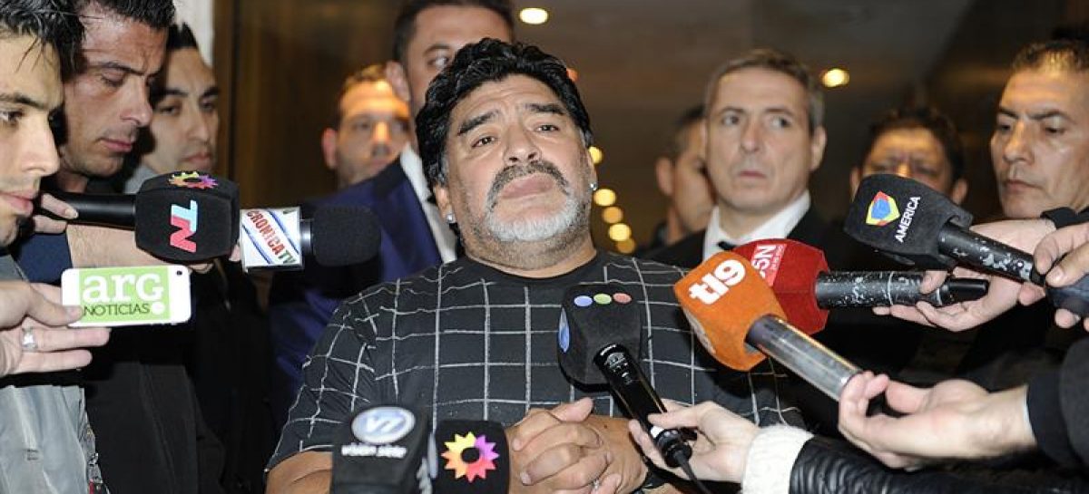 Maradona se niega a pagar deuda tributaria en Italia nuevamente