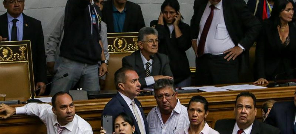 Parlamento venezolano se rebeló contra Nicolás Maduro
