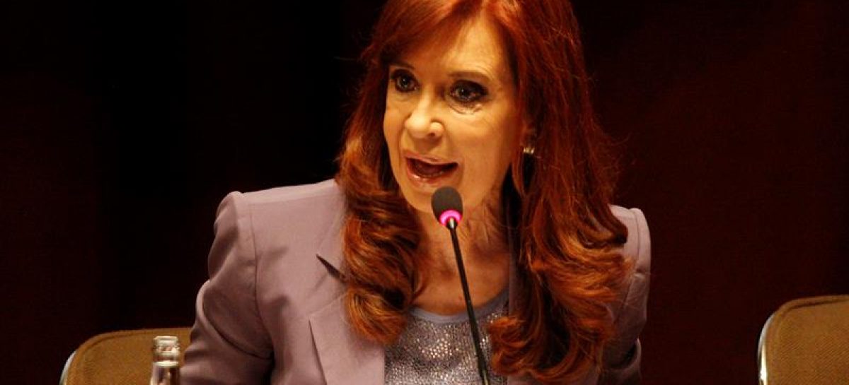 Tesoro argentino pidió que Cristina Fernández deje de cobrar pensiones