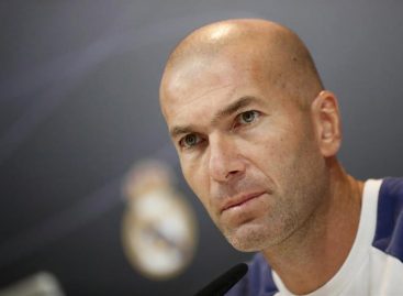 Zidane: «Cristiano se merece el Balón de Oro claramente»