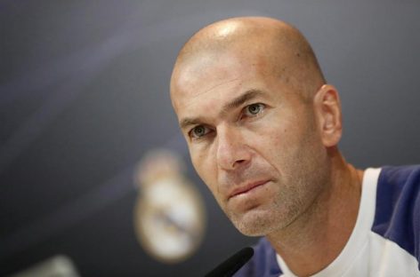 Zidane: «Cristiano se merece el Balón de Oro claramente»
