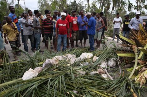 Más de 400 muertos en Haití por el paso del huracán Matthew