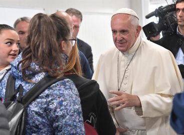 El papa viajó a Amatrice, zona devastada por el terremoto de Italia