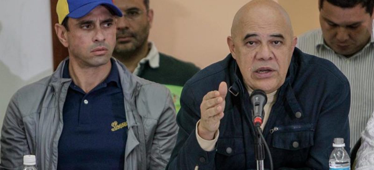 Oposición venezolana hará campaña a favor de la inmunidad y el revocatorio de Maduro