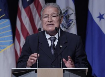 Presidente salvadoreño pidió «calma» a la población tras terremoto