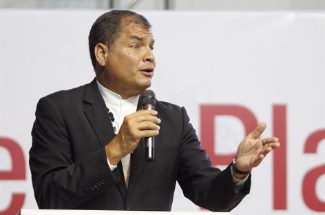 Correa aseguró que situación en Venezuela debe resolverse por medio de elecciones