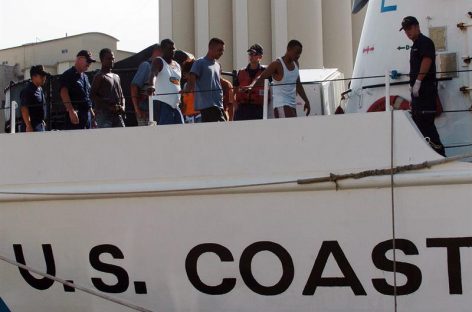 Estados Unidos repatrió a 63 inmigrantes cubanos interceptados en el mar