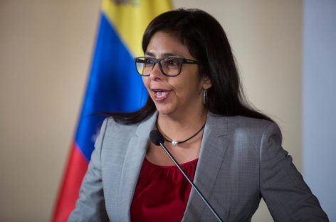 La canciller venezolana asistió a reunión Mercosur en medio de polémica