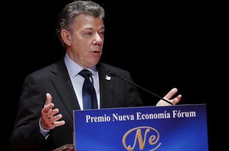 Santos dijo que aún «se está a la expectativa» sobre EEUU de Trump