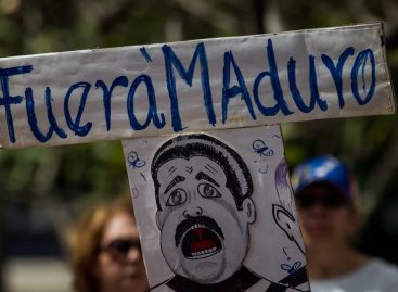 Oposición venezolana pedirá renuncia de Maduro en las calles