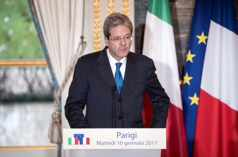 Primer ministro italiano ingresado en un hospital para someterse a una angioplastia