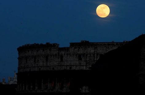 Un brasileño se rompió la pelvis al entrar de noche en el Coliseo romano