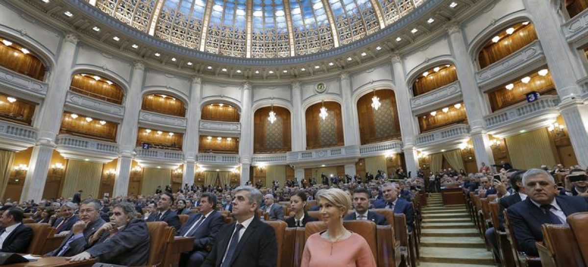Parlamento rumano dió luz verde a referendo sobre lucha anticorrupción