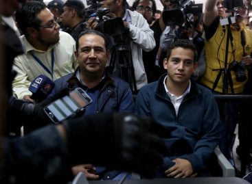Libertad condicional para hijo  y hermano del presidente de Guatemala