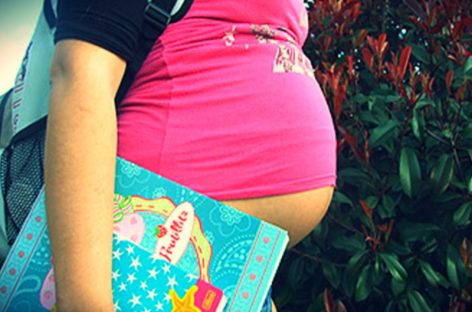 Informe de la Contraloría revela escandalosos datos sobre embarazos en menores