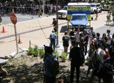 Un muerto y tres heridos por apuñalamiento en una universidad de EE.UU.