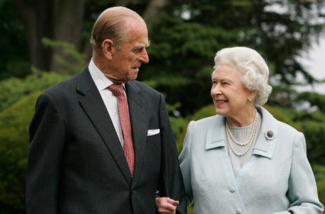 El príncipe Felipe, esposo de la reina Isabel, se retira de la vida pública