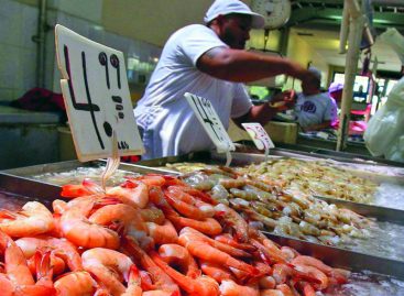 Poca afluencia en el Mercado de Mariscos este Miércoles de Ceniza