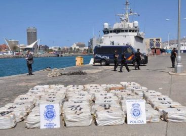Seis personas fueron detenidas tras captura de barco de bandera venezolana con 1.200 kilos de cocaína