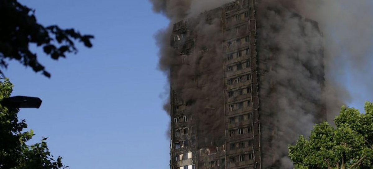Seis personas fallecieron tras incendio en edificio de Londres