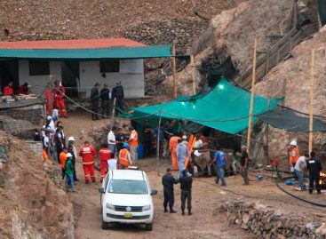 Nevadas en la zona complican labores de rescate de mineros atrapados en Chile