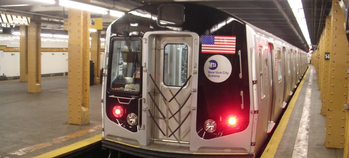 Tren del metro de Nueva York se descarriló este martes