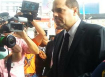 Arias asumió que manejó los fondos de la campaña presidencial de 2014