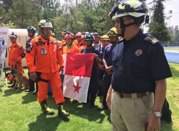 Rescatistas panameños recibieron reconocimiento en México
