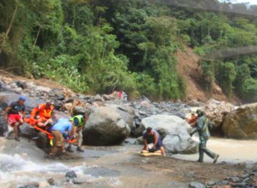 Misión del Senan y Sinaproc rescató a tres personas en Costa Rica