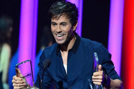 Enrique Iglesias artista del año en los Latin American Music Awards