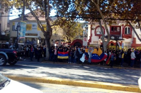 Venezolanos lideran solicitudes de residencia en Chile en 2017