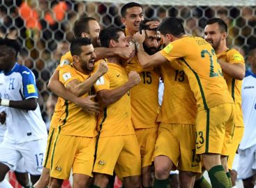 Hat-trick de Jedinak le dio a Australia el boleto a Rusia 2018