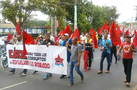 Trabajadores protestaron ante el Ministerio Público por casos de corrupción