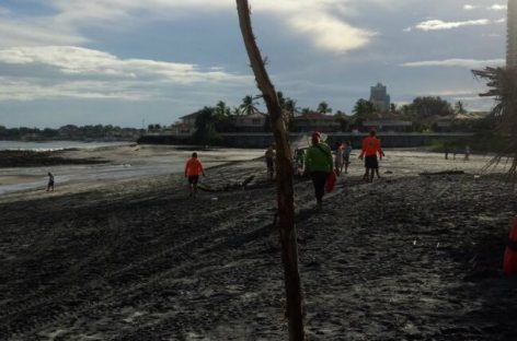 Rescataron a nueve personas en dos incidentes ocurridos en playas del Pacífico