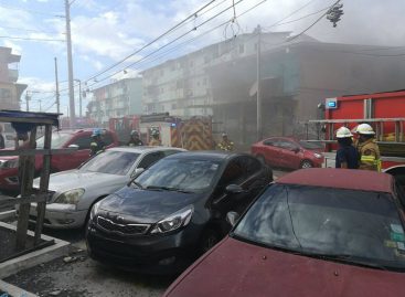 Incendio causó graves daños en edificio de El Chorrillo