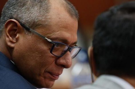 Defensa de vicepresidente Ecuador se queja de falta de notificación sentencia