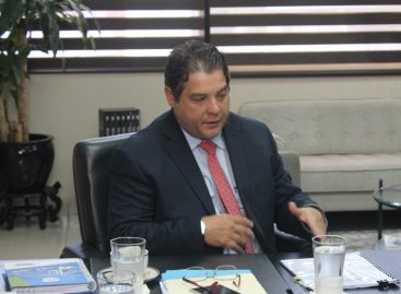 Varela designa a Gustavo Valderrama como nuevo viceministro de Economía