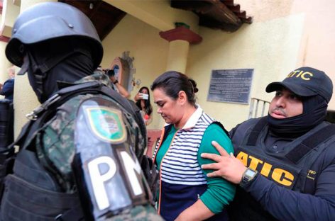 Esposa e hijo de expresidente hondureño en prisión por corrupción y narcotráfico
