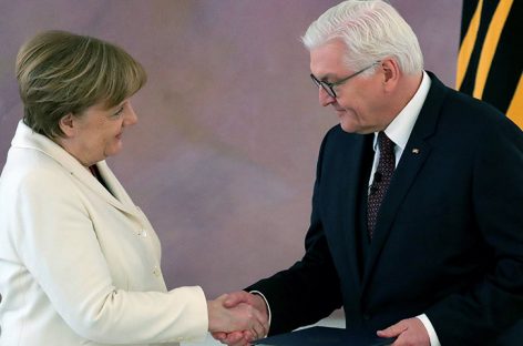 Presidente alemán nombró formalmente a Merkel como canciller